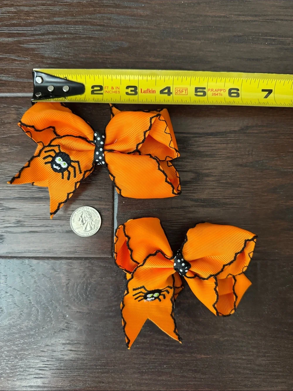NWOT Halloween Bow Hair Clips for Kids Pumpkins and Spiders - Orange and White